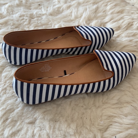 H&M Flats | Navy Stripes | Size 9.5 - Picture 3 of 4